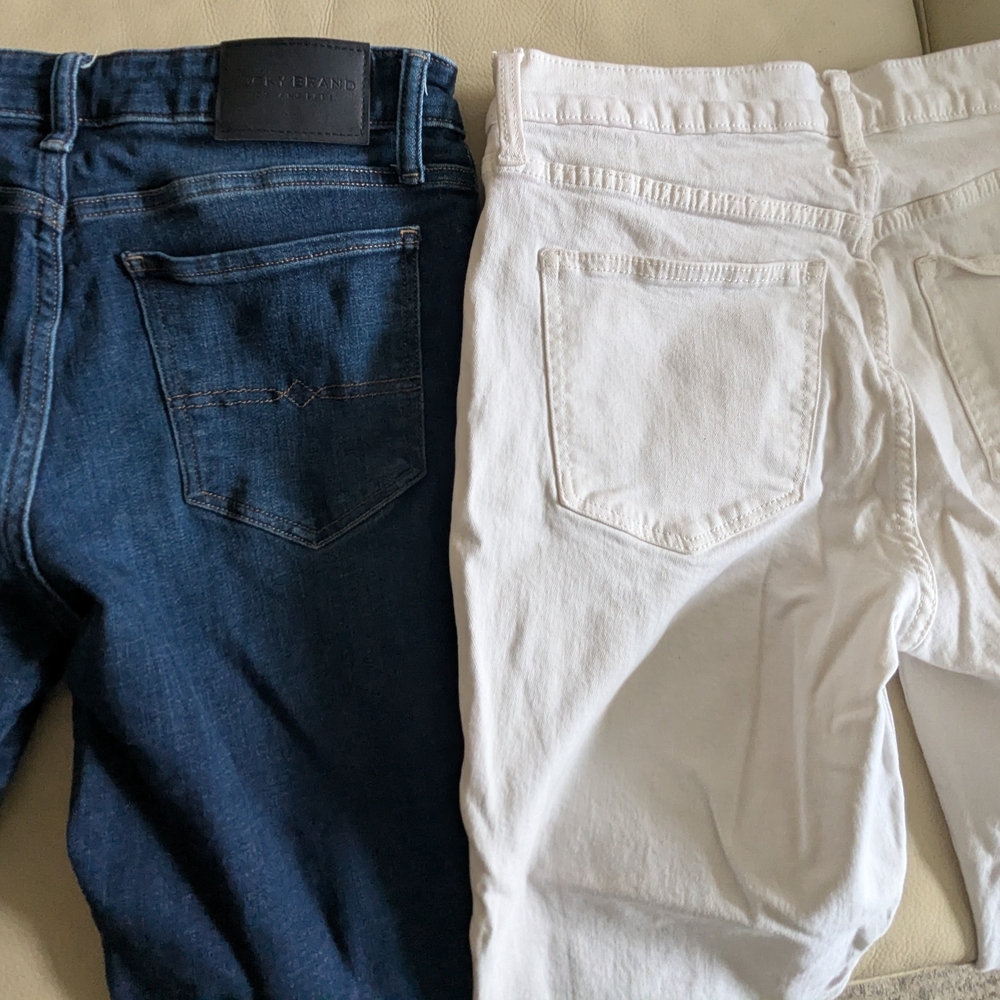 Lucky Brand Denim Jeans with White Accents - Picture 4 of 4